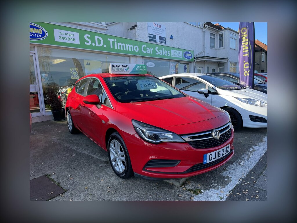 Vauxhall Astra 1.4I 16V Design Red
