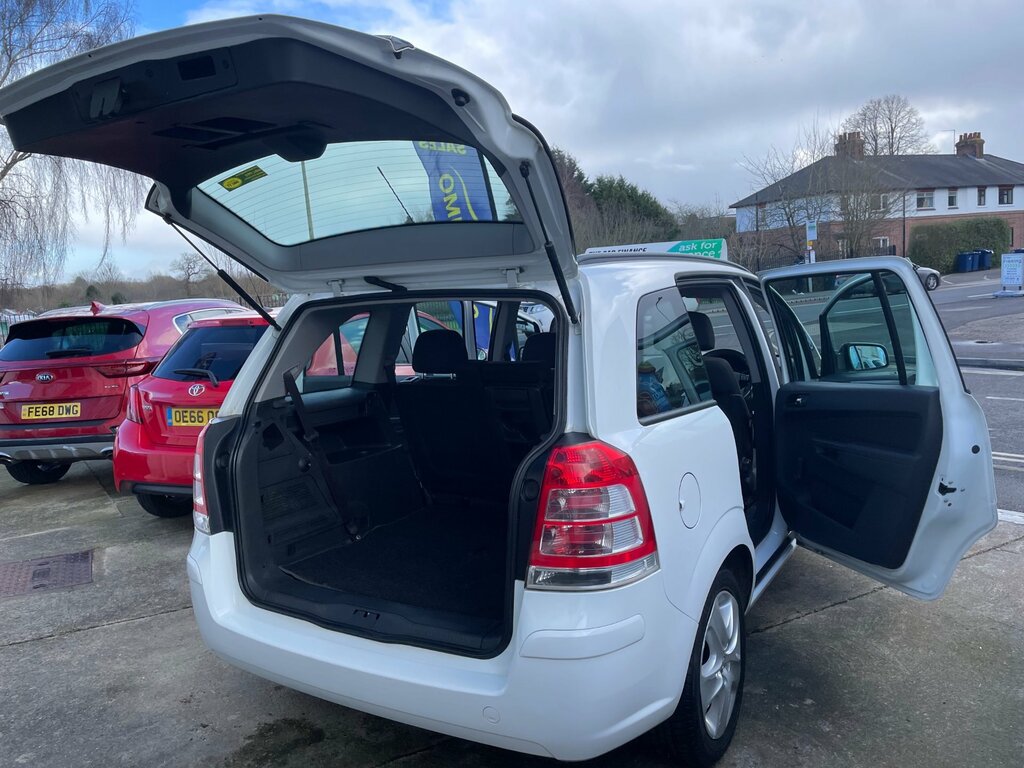Vauxhall Zafira 1.8I 120 Exclusiv VO14NCX White #6