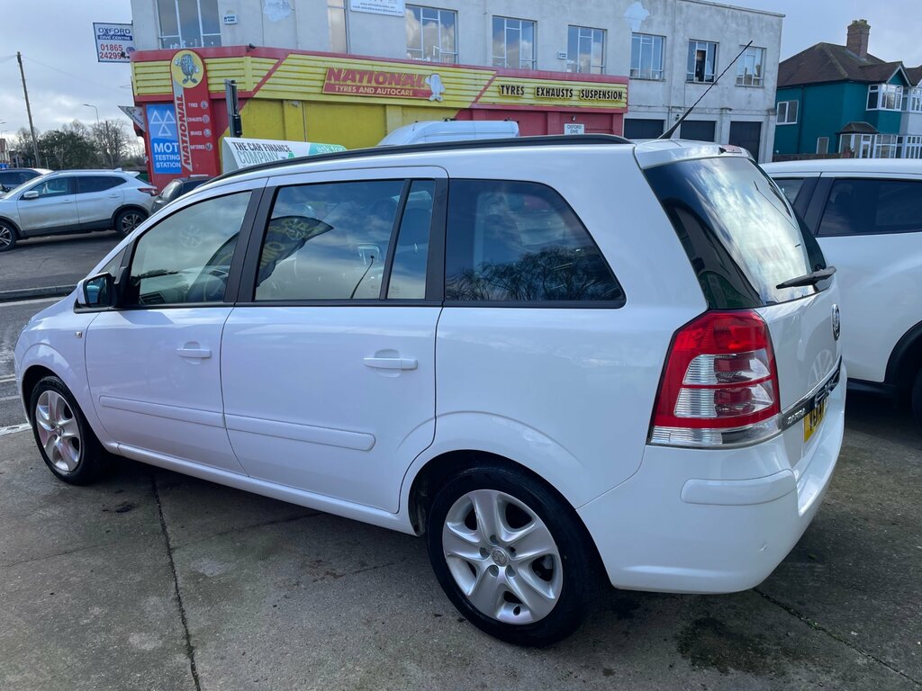 Vauxhall Zafira 1.8I 120 Exclusiv VO14NCX White #2