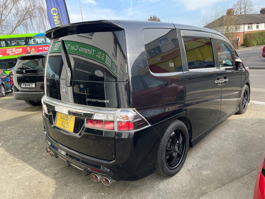 Honda StepWagon Stepwagon Auto Black #3