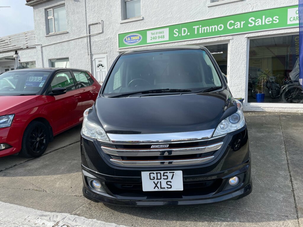 Honda StepWagon Stepwagon Auto Black #2