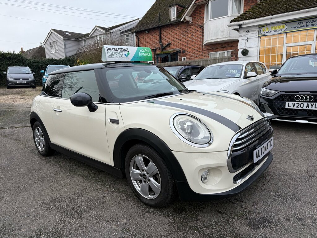 Mini Hatch 1.5 Cooper Hatchback Euro 6 Ss White