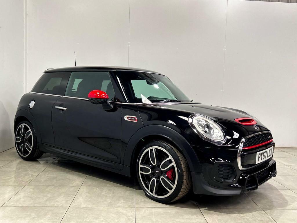 Mini Hatch 2.0 John Cooper Works Euro 6 S S Black