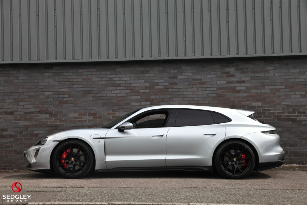 Porsche Taycan Performance Plus 93.4Kwh Gts Sport Turismo 4W Silver #6