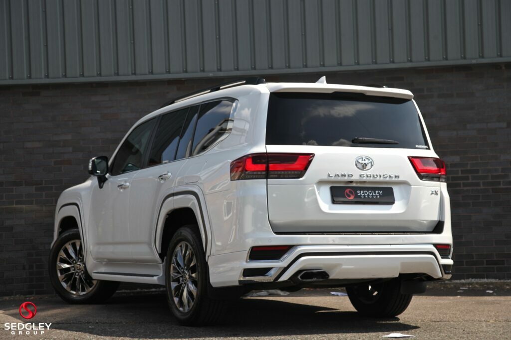 Toyota Land Cruiser Land Cruiser 300 Zx Edition 3.5 V6 White #6
