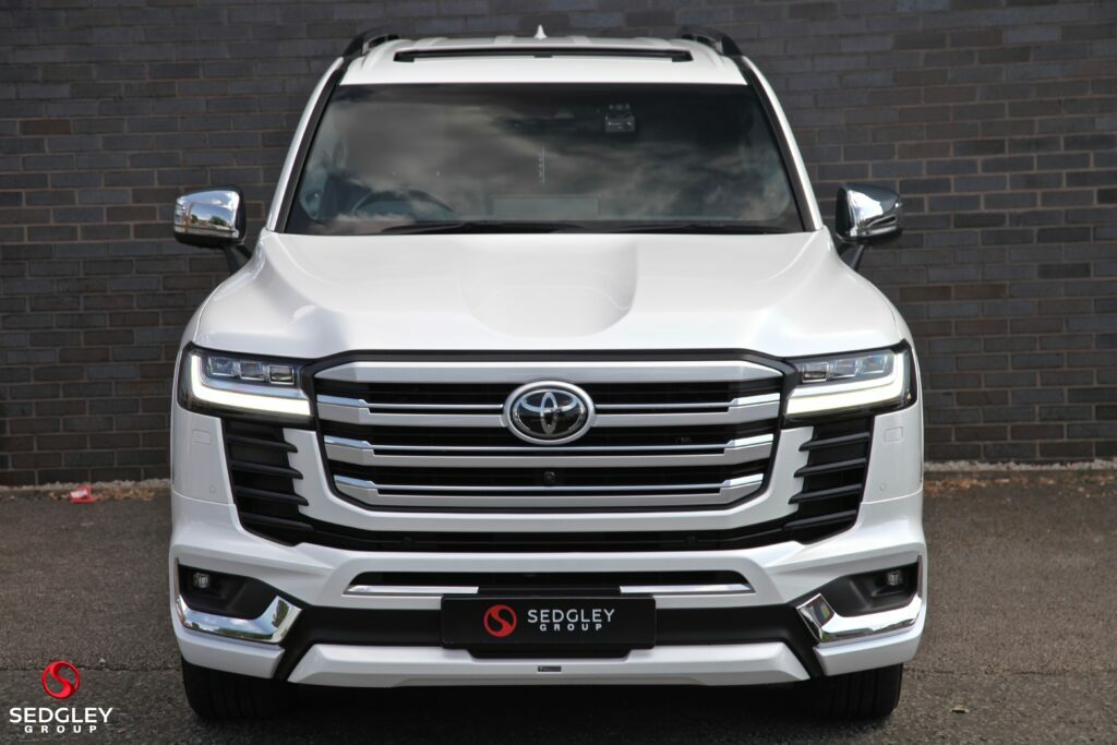 Toyota Land Cruiser Land Cruiser 300 Zx Edition 3.5 V6 White #3