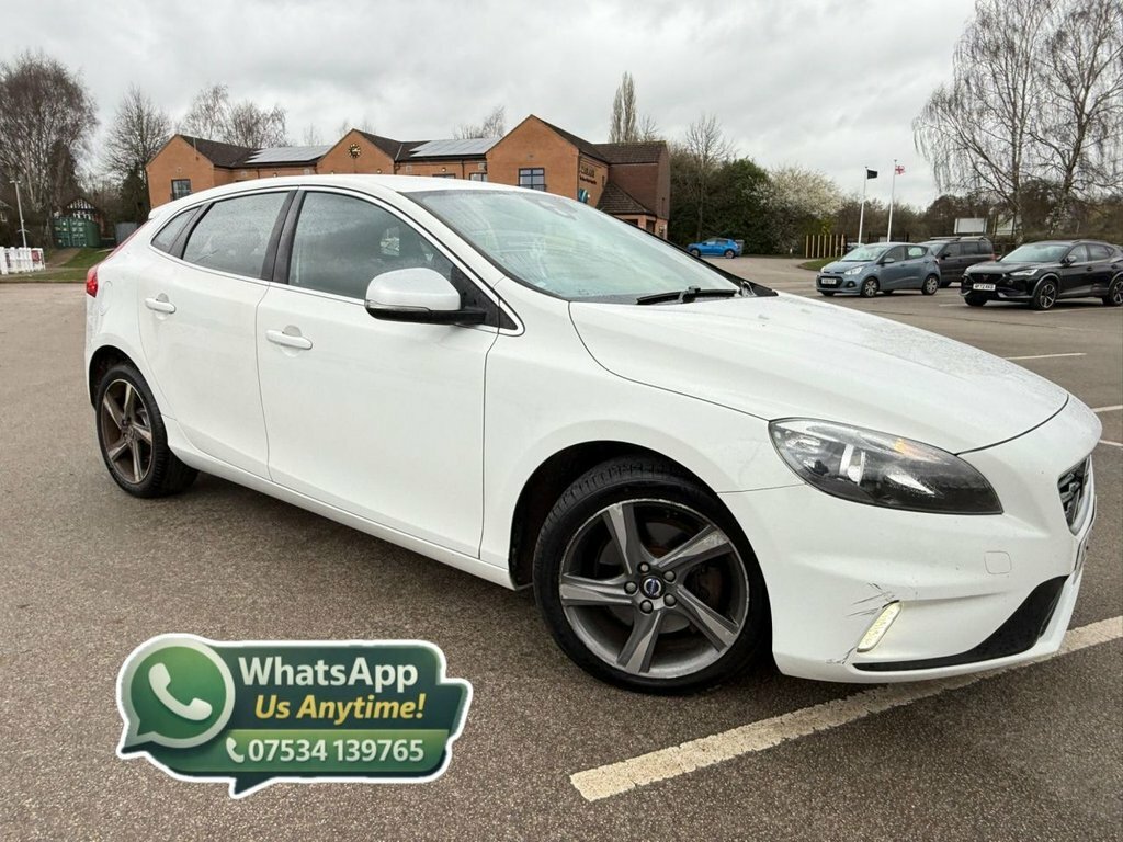 Volvo V40 2L R-design Nav White