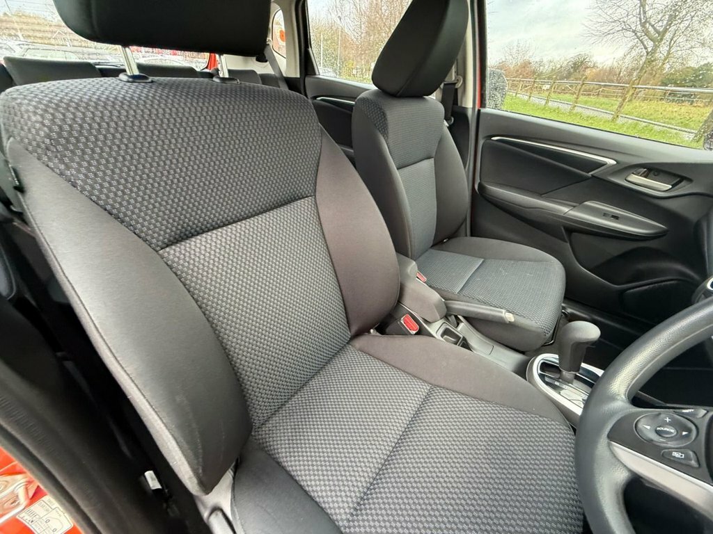Honda Jazz 1.3L Se Navi YT67DOU Orange #3