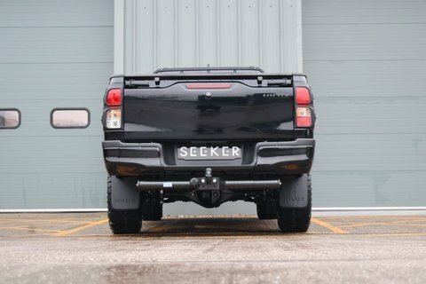 Toyota HILUX 2025 75 Brand Black #6