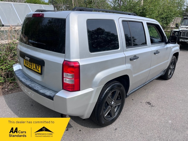 Jeep Patriot 2.0 Sport Crd Silver #3
