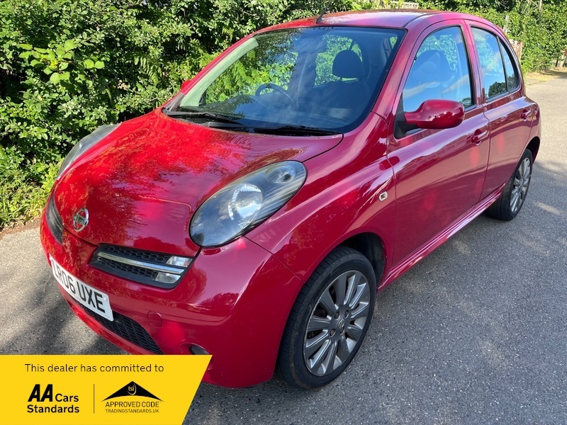 Nissan Micra Sport Red
