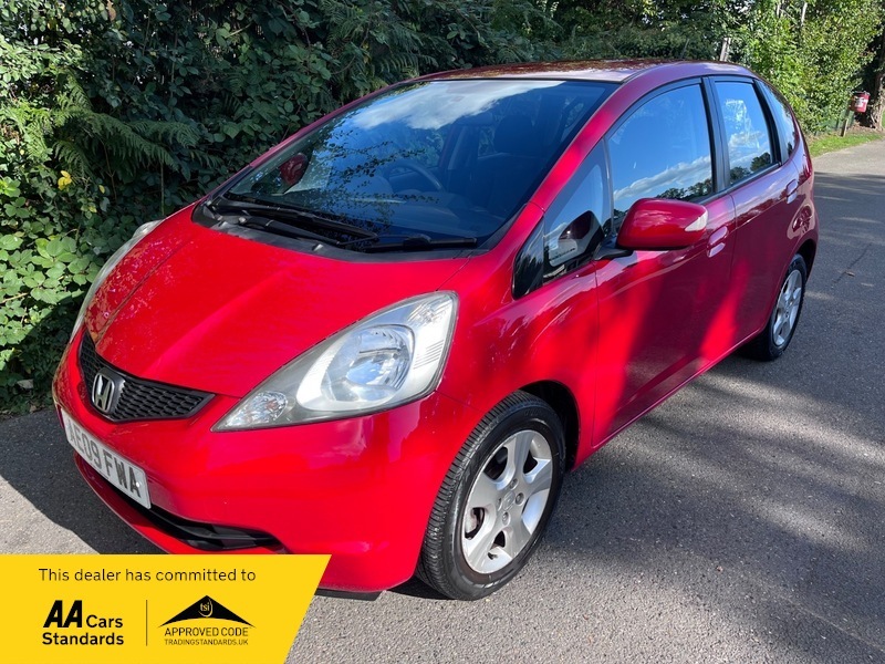 Honda Jazz I-vtec Es I-shift AE09FWA Red #2