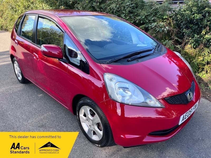 Honda Jazz I-vtec Es I-shift Red