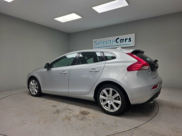 Volvo V40 1.5 T3 Gpf Inscription Hatchback E GN68KLF Silver #2