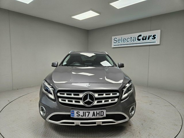 Mercedes-Benz GLA Class 1.6 Gla200 Sport Premium Suv E SJ17AHD Grey #3