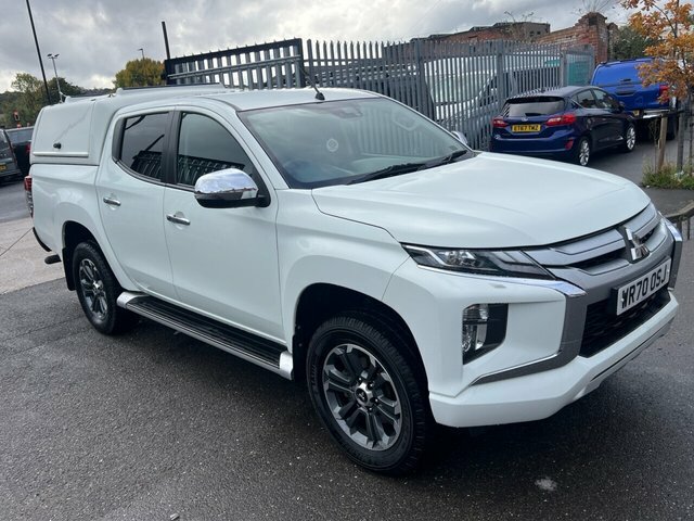 Mitsubishi L200 Di-d Dc Barbarian Pickup White