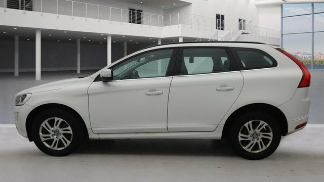 Volvo XC60 D4 Se Suv YH65UOT White #6