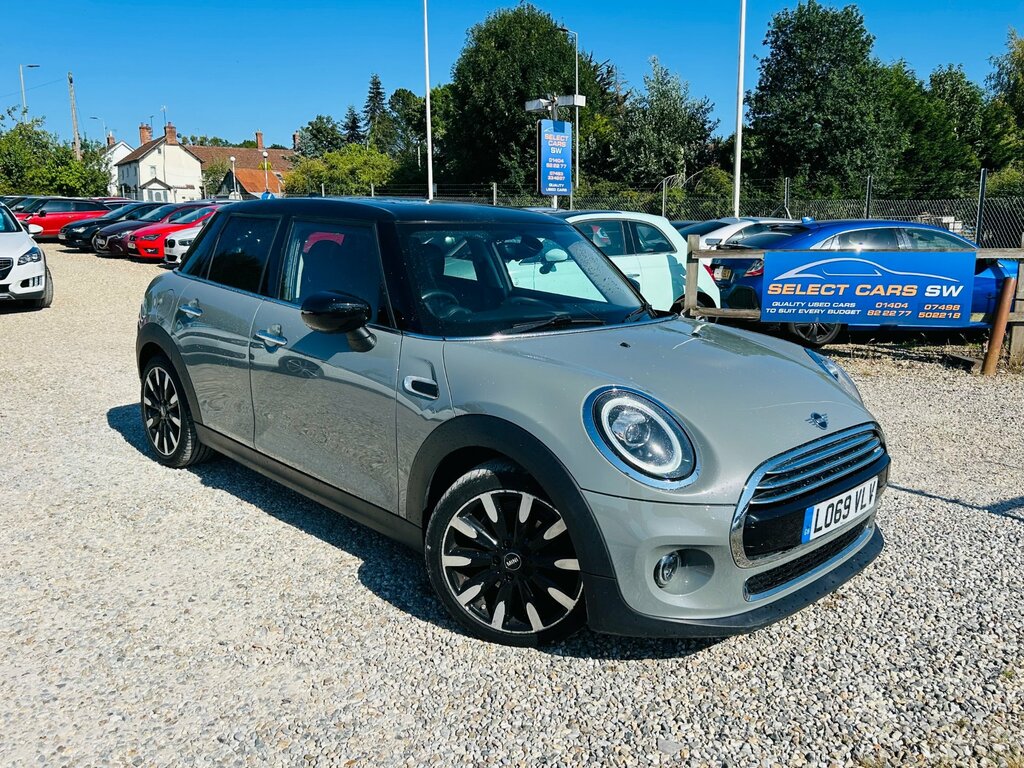 Mini Hatch 1.5 Cooper Exclusive Hatchback Steptron Grey