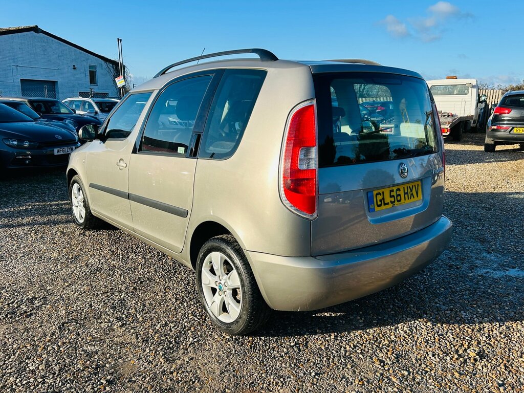 Skoda Roomster 2 Beige #7