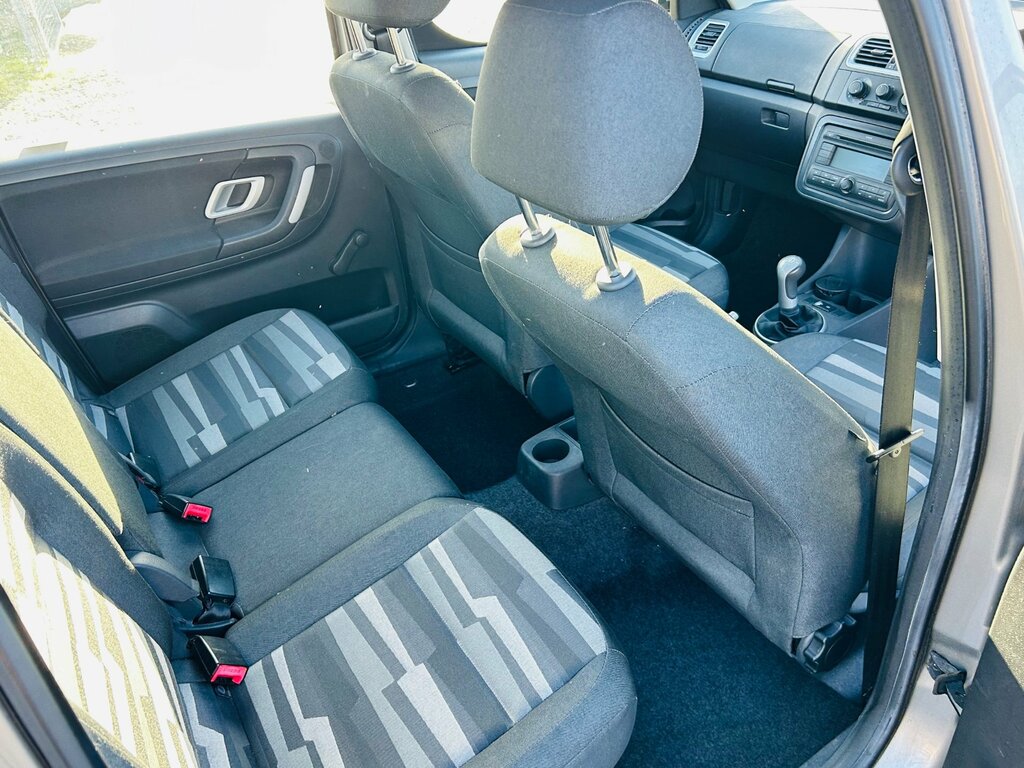 Skoda Roomster 2 Beige #11