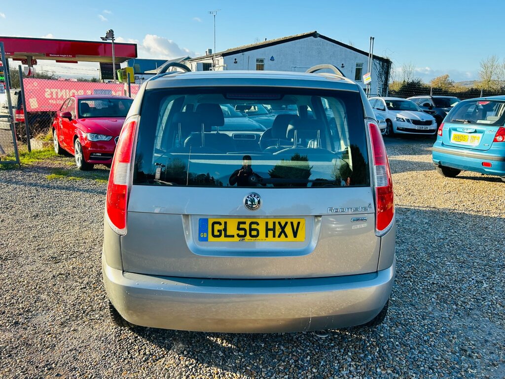 Skoda Roomster 2 Beige #8