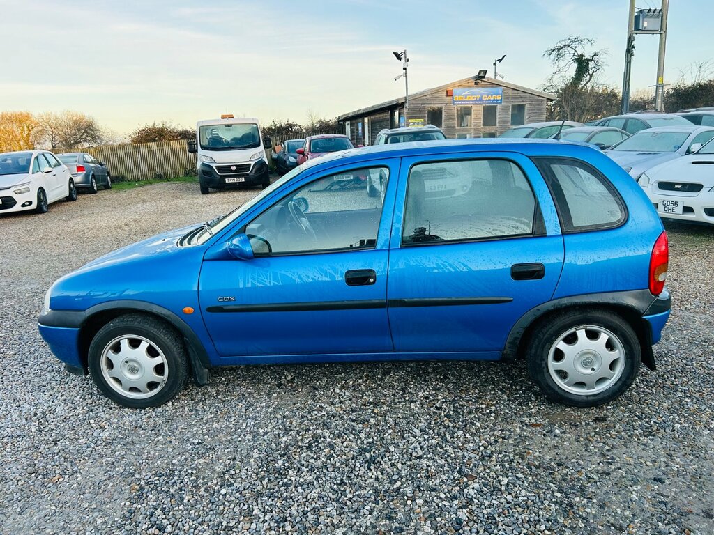 Vauxhall Corsa Gls 16V 5-Door Red #5