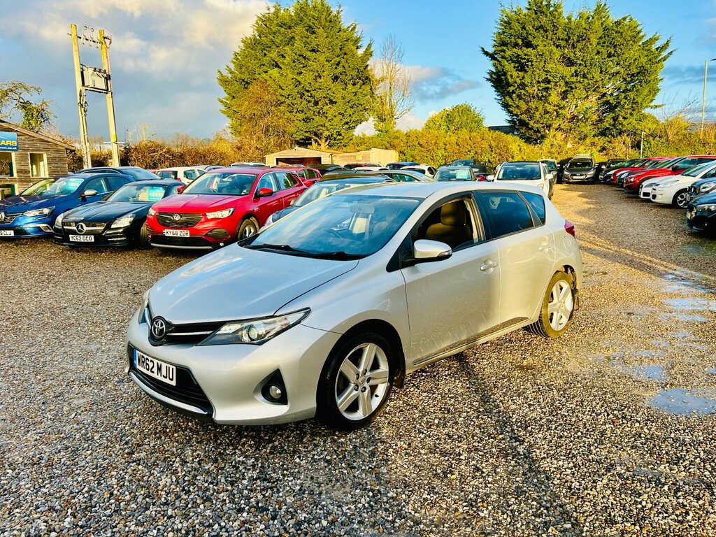 Toyota Auris 1.6 V-matic Sport Hatchback Euro WR62MJU Silver #5