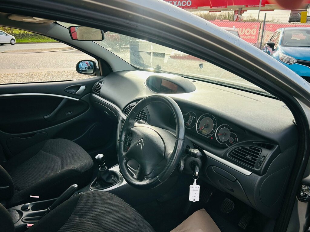 Citroen C5 2.2 Hdi 16V Vtx Hatchback 160 Silver #3