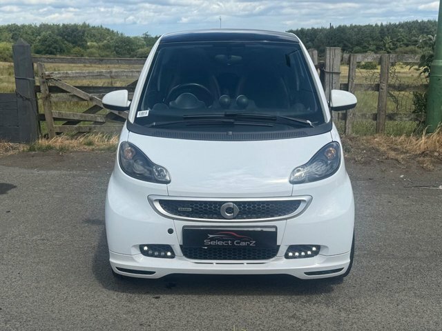 Smart Fortwo Coupe 2013 1.0 Brabus Xclusive Coupe Softtouc AK13ZWA White #3