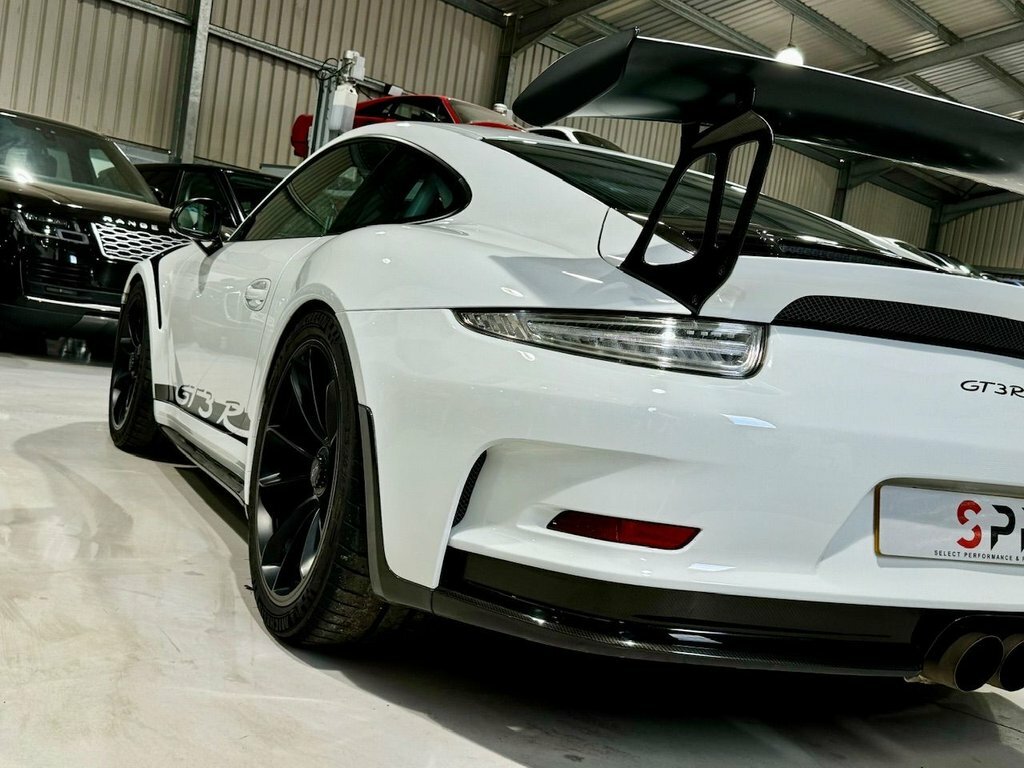 Porsche 911 4.0 Gt3 Rs Pdk 494 Bhp L60RSR White #6
