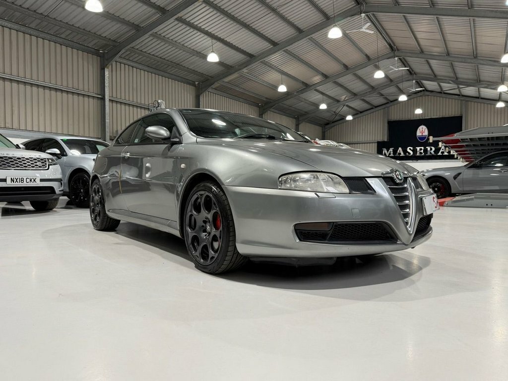 Alfa Romeo GT Coupe 3.2 V6 24V Coupe 295 Gkm Black #1