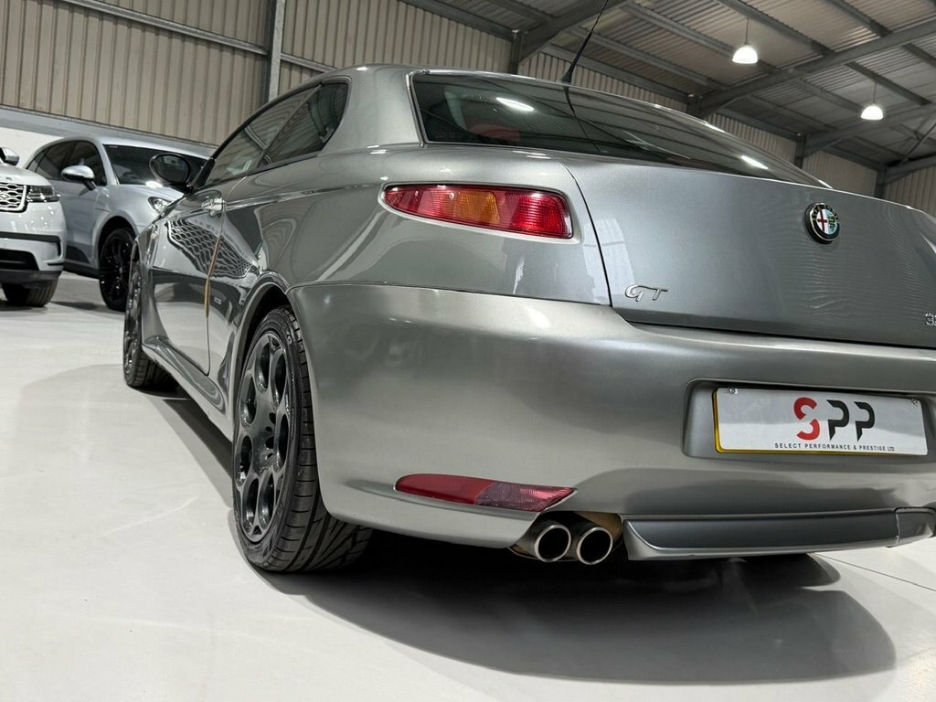 Alfa Romeo GT Coupe 3.2 V6 24V Coupe 295 Gkm Black #27