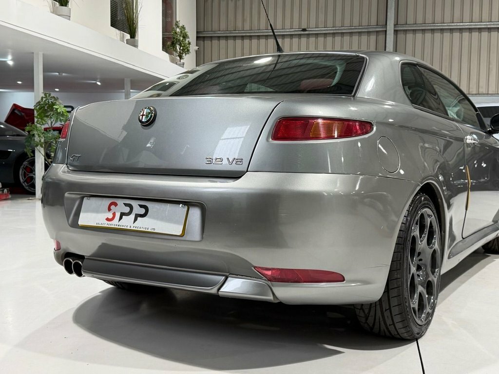 Alfa Romeo GT Coupe 3.2 V6 24V Coupe 295 Gkm Black #25