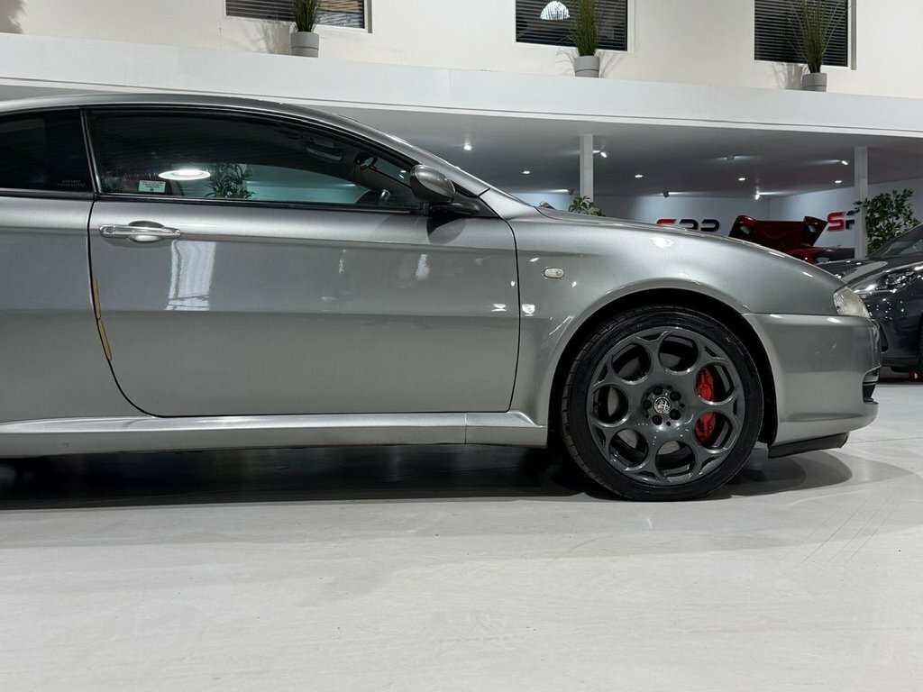 Alfa Romeo GT Coupe 3.2 V6 24V Coupe 295 Gkm Black #6