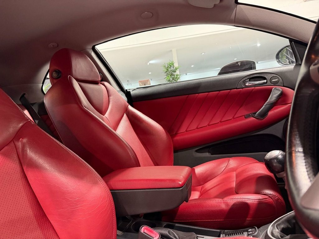Alfa Romeo GT Coupe 3.2 V6 24V Coupe 295 Gkm Black #36