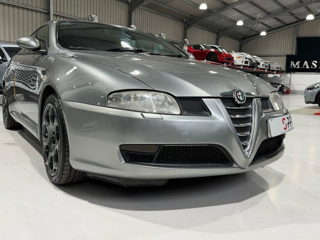 Alfa Romeo GT Coupe 3.2 V6 24V Coupe 295 Gkm Black #29