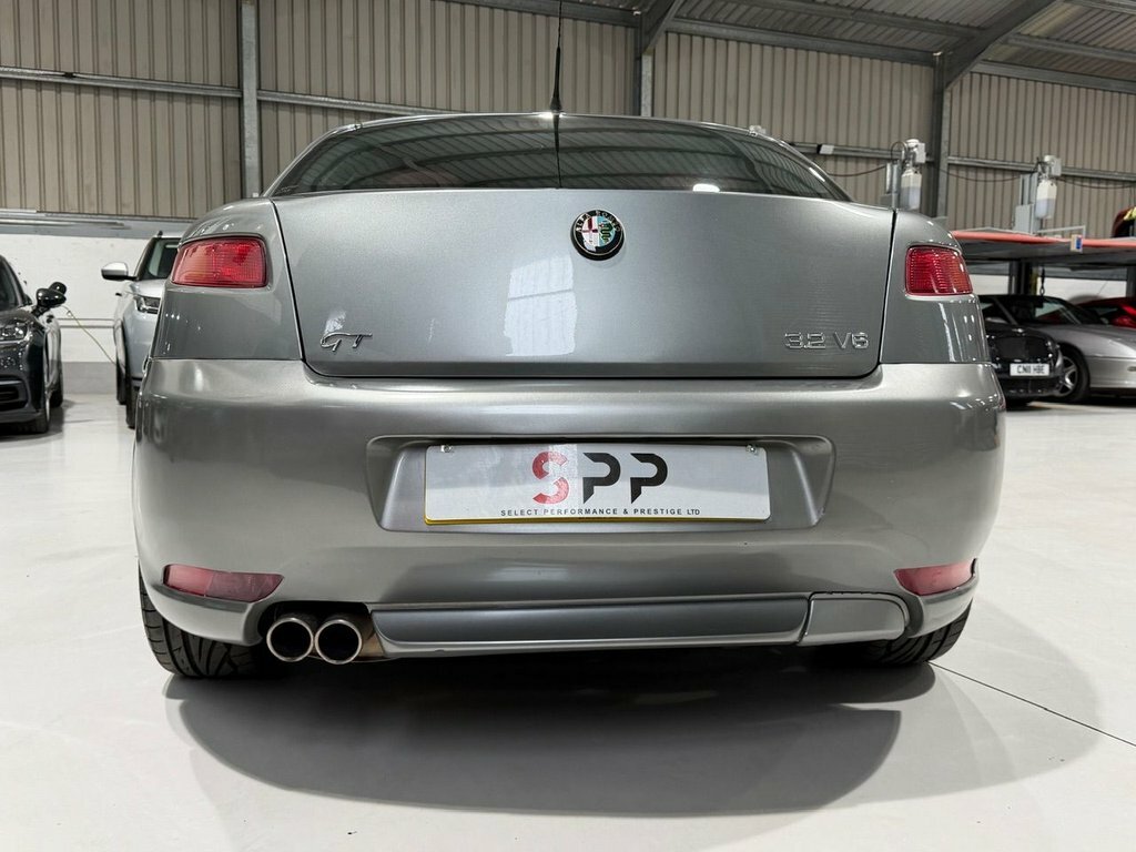 Alfa Romeo GT Coupe 3.2 V6 24V Coupe 295 Gkm Black #11