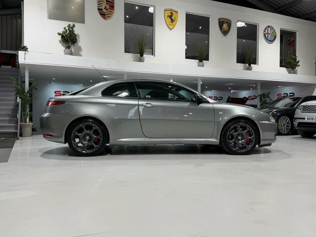 Alfa Romeo GT Coupe 3.2 V6 24V Coupe 295 Gkm Black #23