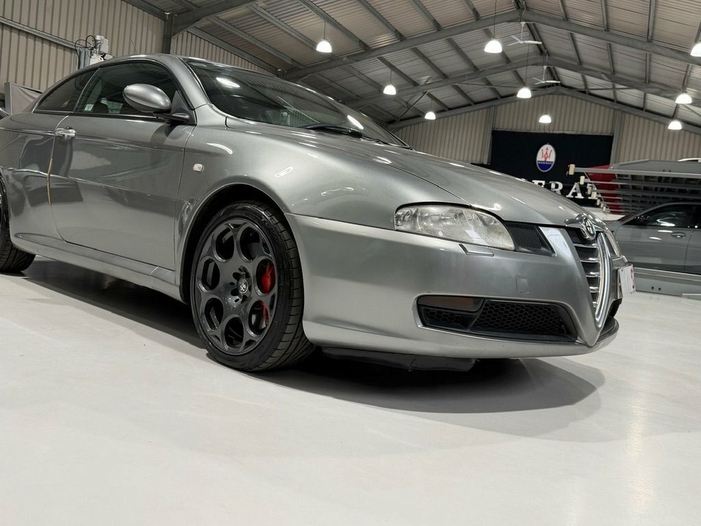Alfa Romeo GT Coupe 3.2 V6 24V Coupe 295 Gkm Black #5