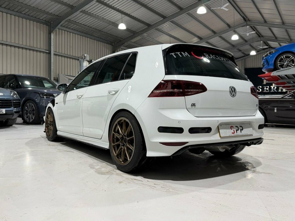 Volkswagen Golf 2.0 Tsi Bluemotion Tech R Hatchback Dsg CK65VKG White #2