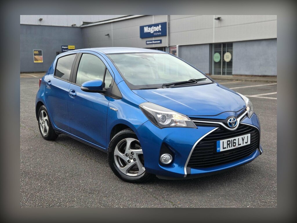 Toyota Yaris 1.5 Vvt-h Icon E-cvt Euro 6 Safety Sense Blue