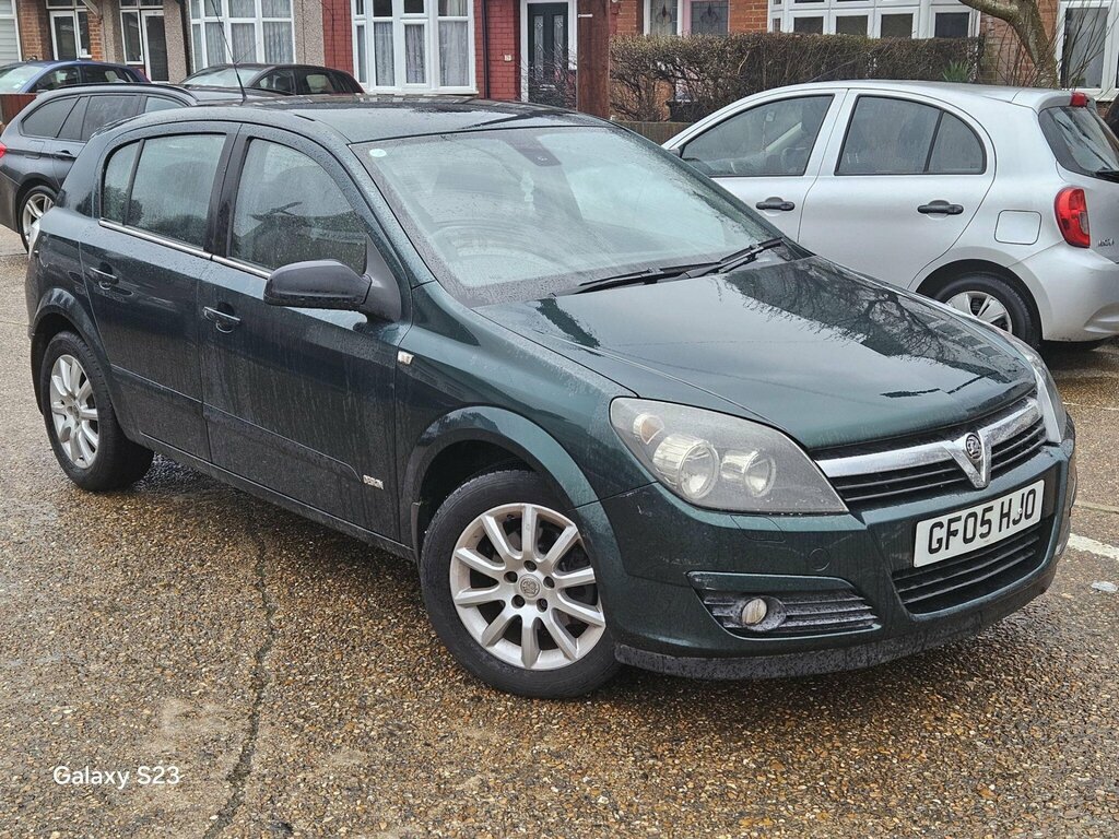 Vauxhall Astra 1.8I 16V Design GF05HJO Green #3