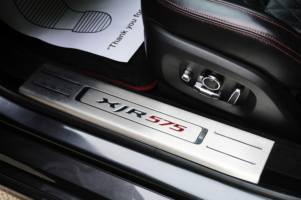 Jaguar XJR Xjr V8 Black #84