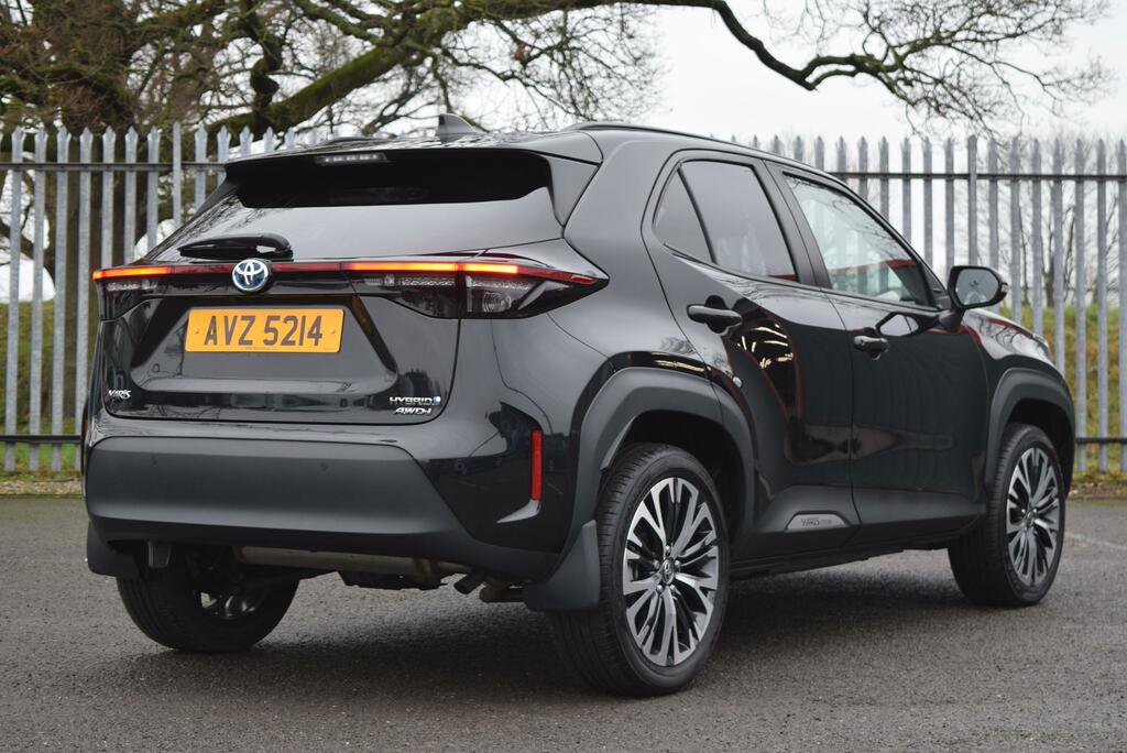 Toyota Yaris Cross 1.5 Hybrid Excel Awd Cvt AVZ5214 Black #4