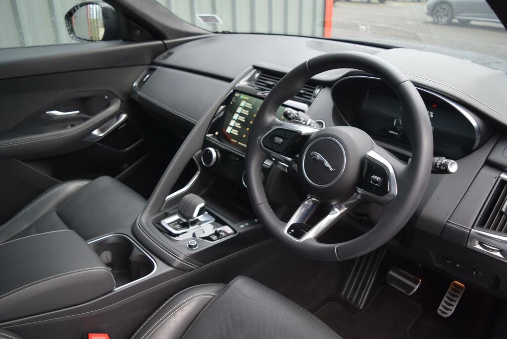 Jaguar E-Pace 1.5 P300e R-dynamic Hse Black LA73CCC Grey #3