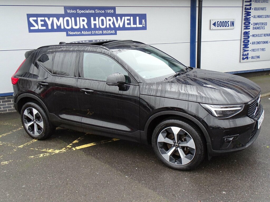 Volvo XC40 2.0 B3 Mhev Ultimate Dct Euro 6 Ss KW73RSO Black #3