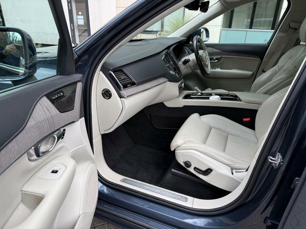 Volvo XC90 2.0H T8 Twin Engine Recharge 11.6Kwh Inscription P YR70NDE Blue #2