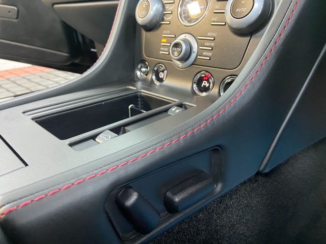 Aston Martin Vantage 4.7L V8 Roadster Black #6