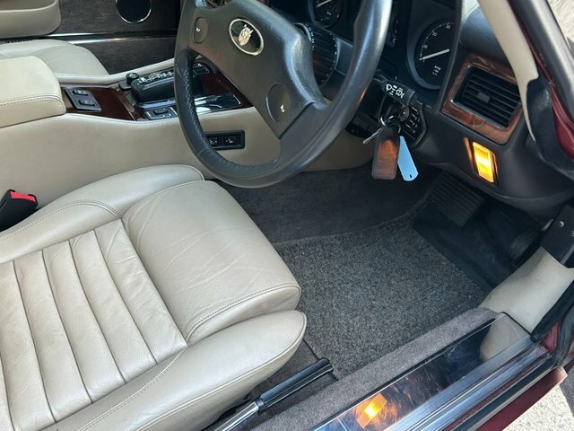 Jaguar XJS Xjs Red #36