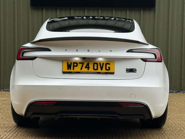 Tesla Model 3 Dual Motor Performance Saloon WP74OVG White #6